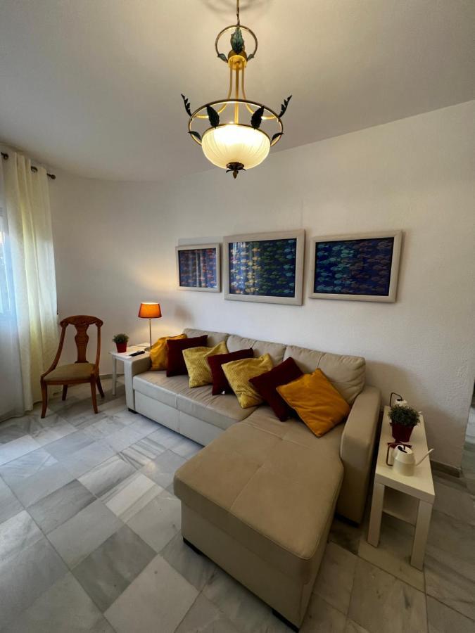Synergy Apartment, 2 Bedroom, City Center By Namaste Elite Torremolinos Buitenkant foto