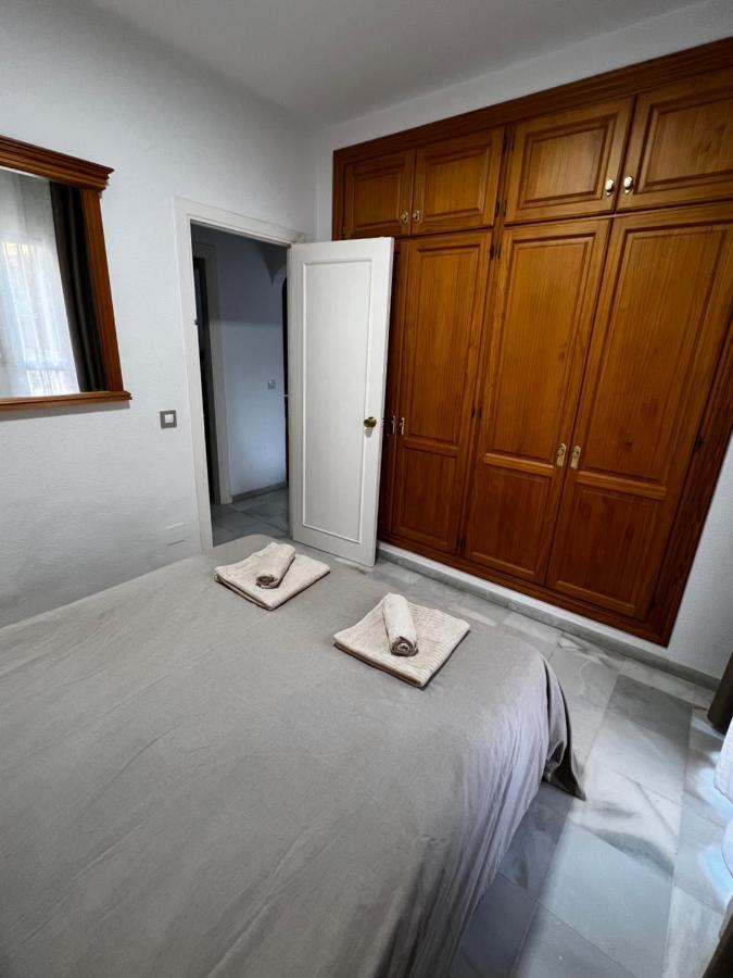 Synergy Apartment, 2 Bedroom, City Center By Namaste Elite Torremolinos Buitenkant foto