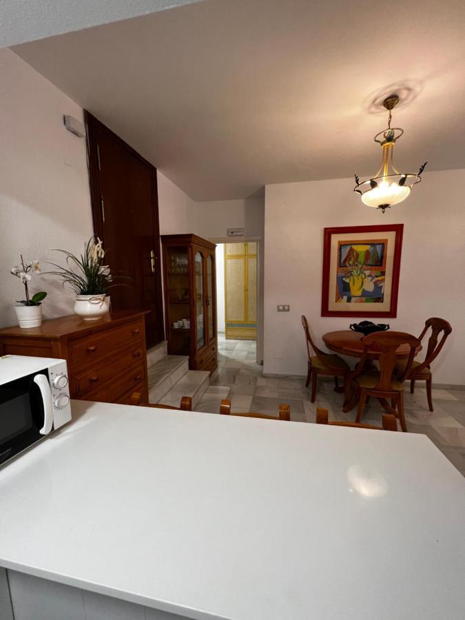 Synergy Apartment, 2 Bedroom, City Center By Namaste Elite Torremolinos Buitenkant foto